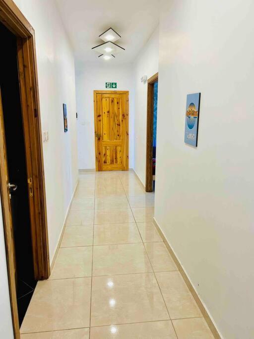 Duplex Whiskey Home 200M Away From The Sea And The Square St. Paul's Bay Exterior photo